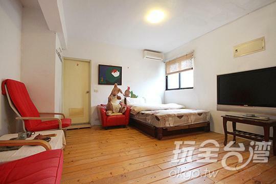 Museum Traveler'S Bnb Szancsi Kültér fotó